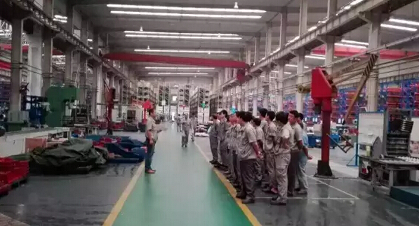 西瑪電機(jī)交流分廠培養(yǎng)班組長(zhǎng)能力 促進(jìn)班組建設(shè)現(xiàn)場(chǎng)照片